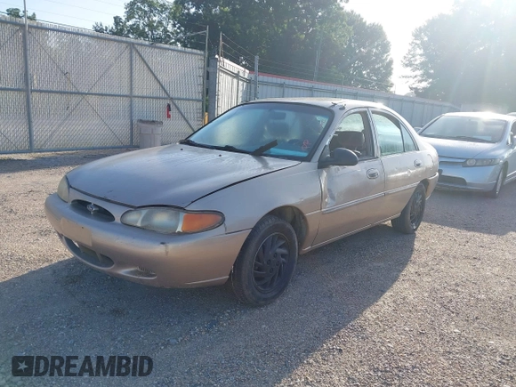1999 Ford Escort SE z VIN 1FAFP13P5XW268897, wystawiony jako IAAI lot #42844258 z przebiegiem 169 050 mil mil oraz . Historia ofert i sprzedaży dostępna na DreamBid. Obrazek 2.