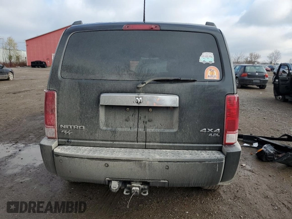 2008 Dodge Nitro R/T with VIN 1D8GU58618W245621, listed as a Copart auction lot 77798384 with 151,784 mi miles and Salvage Title. Bid and sale history available at DreamBid. Image 6.