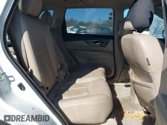 2015 Nissan Rogue SV with VIN 5N1AT2MV4FC905034, listed as a IAAI auction lot 41696720 with 170,132 mi miles. Bid and sale history available at carsss.com. Image 8.