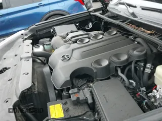 2021 Toyota 4Runner SR5 с VIN JTEMU5JR6M5855676, выставлен на аукционе IAAI как лот 41313015 с пробегом 101 078 миль миль и . История ставок и продаж доступна на DreamBid. Изображение 24.