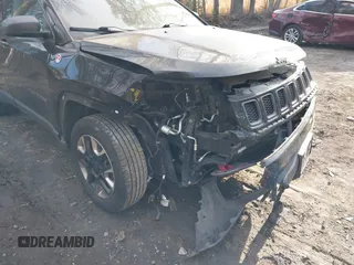 2017 Jeep Compass Trailhawk с VIN 3C4NJDDB4HT628132, выставлен на аукционе IAAI как лот 41611318 с пробегом 74 155 миль миль и . История ставок и продаж доступна на DreamBid. Изображение 6.