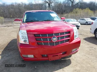 2013 Cadillac Escalade Premium with VIN 1GYS4CEF1DR296895, listed as a IAAI auction lot 42029447 with 77,357 mi miles. Bid and sale history available at carsss.com. Image 11.