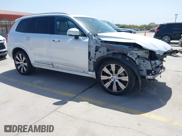 2021 Volvo XC90 Inscription with VIN YV4A22PLXM1773176, listed as a IAAI auction lot 41807839 with 34,245 mi miles. Bid and sale history available at carsss.com. Image 1.