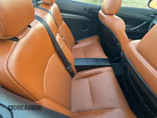 2011 Lexus IS 250 C z VIN JTHFF2C2XB2518852, wystawiony jako Copart lot #49009825 z przebiegiem 163 567 mil mil oraz Czysty tytuł • Clean title. Historia ofert i sprzedaży dostępna na DreamBid. Obrazek 6.