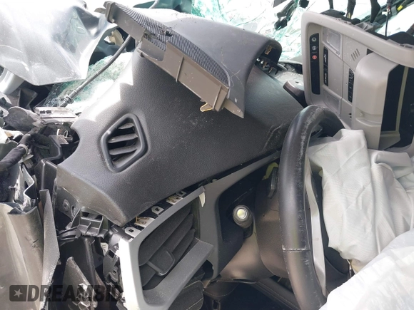 2021 GMC Acadia SLT z VIN 1GKKNMLS8MZ174774, wystawiony jako IAAI lot #42232686 z przebiegiem Nie podano mil oraz . Historia ofert i sprzedaży dostępna na DreamBid. Obrazek 7.