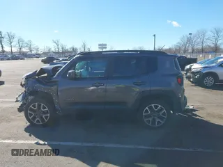 2016 Jeep Renegade Latitude with VIN ZACCJBBT9GPC52394, listed as a IAAI auction lot 41503100 with 143,004 mi miles. Bid and sale history available at carsss.com. Image 14.