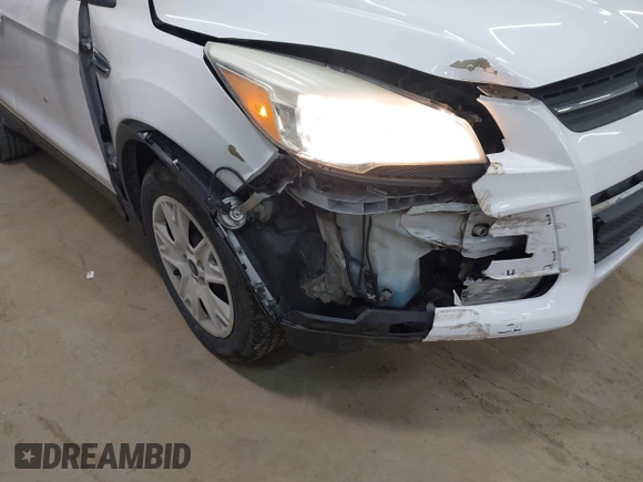 2016 Ford Escape SE с VIN 1FMCU9GX9GUC61831, выставлен на аукционе IAAI как лот 42237521 с пробегом 112 627 миль миль и . История ставок и продаж доступна на DreamBid. Изображение 6.