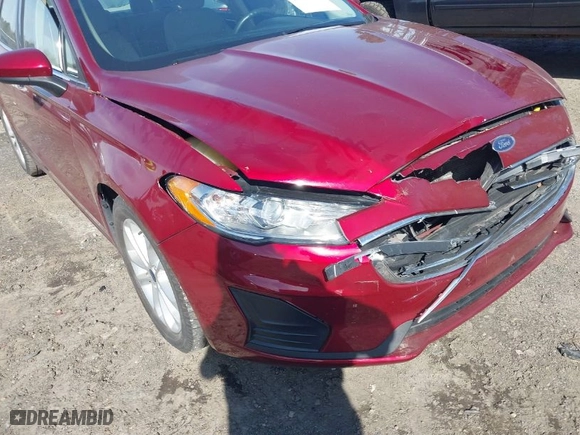2019 Ford Fusion SE with VIN 3FA6P0HD5KR111617, listed as a IAAI auction lot 41559547 with 98,135 mi miles. Bid and sale history available at carsss.com. Image 6.