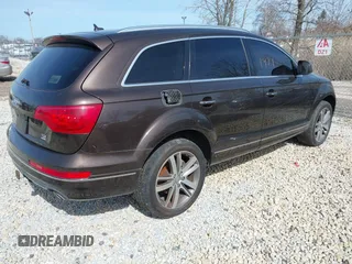 2011 Audi Q7 3.0L TDI Premium Plus with VIN WA1LMAFE9BD005066, listed as a IAAI auction lot 41781981 with 164,428 mi miles. Bid and sale history available at carsss.com. Image 4.