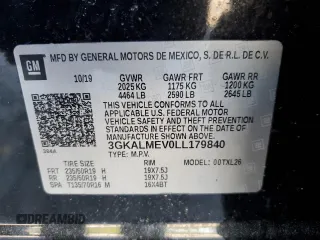 2020 GMC Terrain SLE z VIN 3GKALMEV0LL179840, wystawiony jako Copart lot #52201975 z przebiegiem 122 850 mil mil oraz Szkoda całkowita • Salvage title. Historia ofert i sprzedaży dostępna na DreamBid. Obrazek 13.