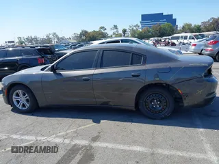 2020 Dodge Charger SXT z VIN 2C3CDXBG6LH234913, wystawiony jako IAAI lot #42227747 z przebiegiem 83 885 mil mil oraz . Historia ofert i sprzedaży dostępna na DreamBid. Obrazek 15.