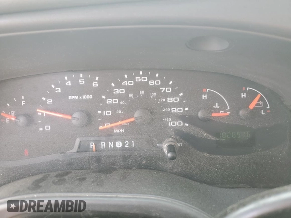 2008 Ford Econoline Cargo Commercial z VIN 1FTSS34L68DB10502, wystawiony jako Copart lot #62967905 z przebiegiem 182 851 mil mil oraz Czysty tytuł • Clean title. Historia ofert i sprzedaży dostępna na DreamBid. Obrazek 9.