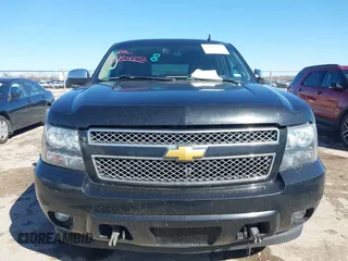 2013 Chevrolet Tahoe LTZ with VIN 1GNSKCE0XDR350970, listed as a IAAI auction lot 41704253 with 126,653 mi miles and . Bid and sale history available at DreamBid. Image 13.