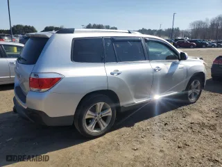 2013 Toyota Highlander Limited with VIN 5TDDK3EH7DS260670, listed as a Copart auction lot 48756535 with 125,008 mi miles and Salvage Title. Bid and sale history available at carsss.com. Image 3.