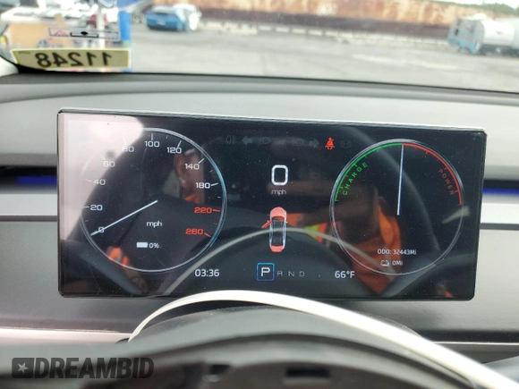 2021 Tesla Model 3 Long Range z VIN 5YJ3E1EB3MF003786, wystawiony jako Copart lot #55252355 z przebiegiem 32 443 mil mil oraz Szkoda całkowita • Salvage title. Historia ofert i sprzedaży dostępna na DreamBid. Obrazek 9.