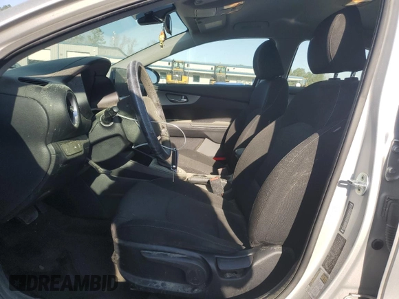 2021 Kia Forte LXS with VIN 3KPF24AD5ME389888, listed as a Copart auction lot 48965805 with 58,172 mi miles and Clean Title. Bid and sale history available at DreamBid. Image 7.