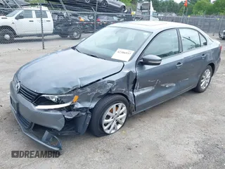 2011 Volkswagen Jetta SE with VIN 3VWDZ7AJ0BM355626, listed as a IAAI auction lot 42306937 with 144,572 mi miles and . Bid and sale history available at DreamBid. Image 2.