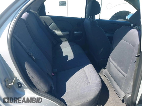 2006 Chevrolet Aveo LT z VIN KL1TG56656B636788, wystawiony jako IAAI lot #41771944 z przebiegiem 140 169 mil mil oraz . Historia ofert i sprzedaży dostępna na DreamBid. Obrazek 8.