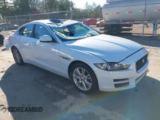 2017 Jaguar XE 25t Premium with VIN SAJAD4BG9HA961942, listed as a IAAI auction lot 41240945 with 122,080 mi miles. Bid and sale history available at carsss.com. Image 1.