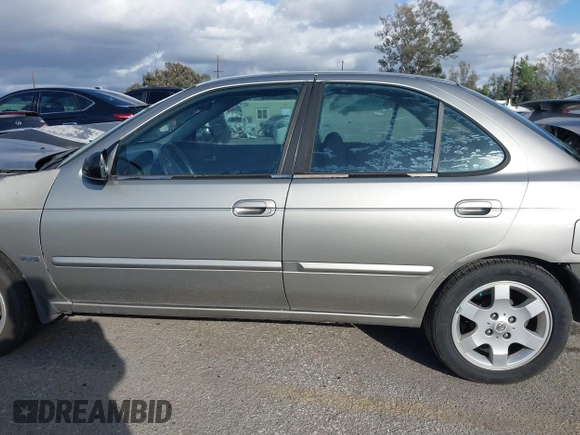 2006 Nissan Sentra S z VIN 3N1CB51D56L514396, wystawiony jako IAAI lot #41591034 z przebiegiem 350 322 mil mil oraz . Historia ofert i sprzedaży dostępna na DreamBid. Obrazek 15.