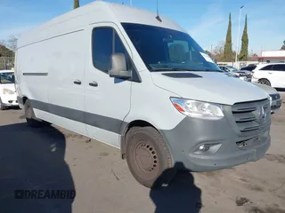 2022 Mercedes-Benz Sprinter Cargo with VIN W1Y4ECHY5NT091976, listed as a IAAI auction lot 41414404 with 108,586 mi miles. Bid and sale history available at carsss.com. Image 1.