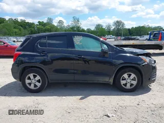 2020 Chevrolet Trax LS with VIN KL7CJKSB7LB061579, listed as a IAAI auction lot 42196726 with 47,583 mi miles and . Bid and sale history available at DreamBid. Image 14.