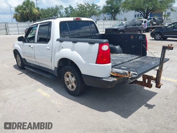 2003 Ford Explorer Sport Trac XLS with VIN 1FMZU67E43UC30245, listed as a IAAI auction lot 42708343 with 201,987 mi miles and . Bid and sale history available at DreamBid. Image 3.