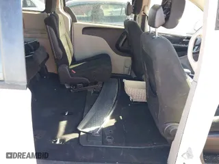 2016 Dodge Grand Caravan SXT with VIN 2C4RDGCG2GR368502, listed as a IAAI auction lot 41368628 with 1 mi miles. Bid and sale history available at carsss.com. Image 8.