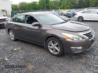 2013 Nissan Altima SL with VIN 1N4AL3AP0DC188652, listed as a IAAI auction lot 42497950 with 154,316 mi miles and . Bid and sale history available at DreamBid. Image 1.