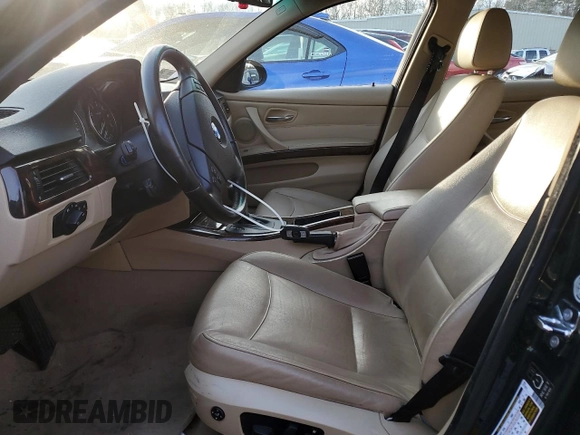 2006 BMW 3 Series 325xi with VIN WBAVD13526KV06530, listed as a Copart auction lot 46499785 with 200,726 mi miles and Salvage Title. Bid and sale history available at carsss.com. Image 7.