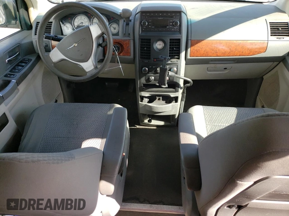 2008 Chrysler Town & Country LX with VIN 2A8HR44H78R708501, listed as a Copart auction lot 47784485 with 215,454 mi miles and Clean Title. Bid and sale history available at carsss.com. Image 8.