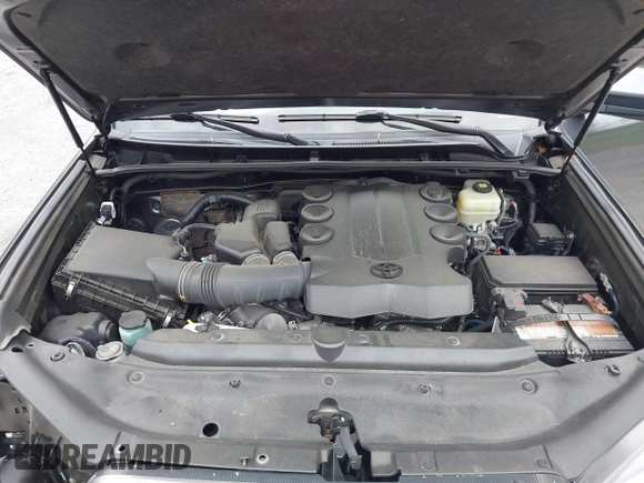 2021 Toyota 4Runner SR5 with VIN JTEMU5JR8M5855842, listed as a IAAI auction lot 42016331 with 87,455 mi miles and . Bid and sale history available at DreamBid. Image 10.