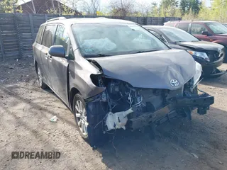 2016 Toyota Sienna Limited z VIN 5TDDK3DC2GS139510, wystawiony jako IAAI lot #42148749 z przebiegiem 145 509 mil mil oraz . Historia ofert i sprzedaży dostępna na DreamBid. Obrazek 1.
