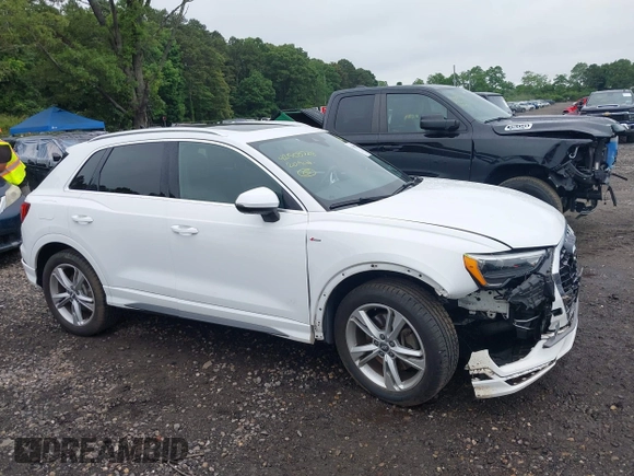 2020 Audi Q3 S line Premium with VIN WA1DECF30L1115390, listed as a IAAI auction lot 42503728 with 18,556 mi miles and . Bid and sale history available at DreamBid. Image 13.