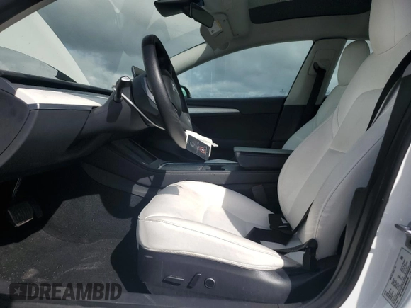 2022 Tesla Model 3 z VIN 5YJ3E1EA4NF354750, wystawiony jako Copart lot #44430085 z przebiegiem 29 507 mil mil oraz Szkoda całkowita • Salvage title. Historia ofert i sprzedaży dostępna na DreamBid. Obrazek 7.