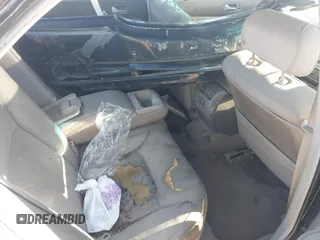 2000 Acura RL z VIN JH4KA9655YC003434, wystawiony jako IAAI lot #42301224 z przebiegiem Nie podano mil oraz . Historia ofert i sprzedaży dostępna na DreamBid. Obrazek 8.