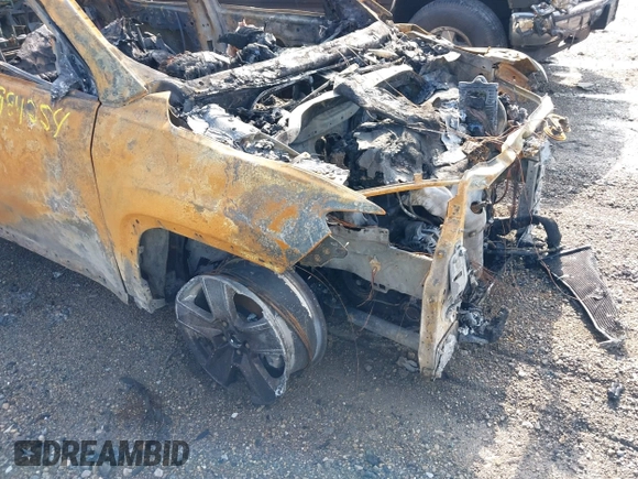 2022 Jeep Compass Latitude with VIN 3C4NJDBB1NT115449, listed as a IAAI auction lot 41984254 with Not Provided miles and . Bid and sale history available at DreamBid. Image 13.