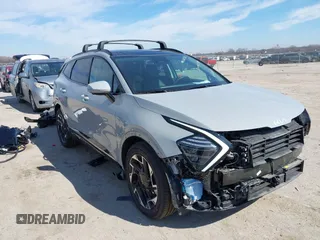 2024 Kia Sportage SX-Prestige with VIN 5XYK53DF3RG233940, listed as a IAAI auction lot 41643523 with 1,018 mi miles and . Bid and sale history available at carsss.com. Image 1.
