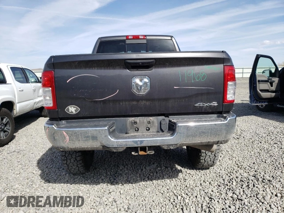 2019 Ram 2500 Tradesman z VIN 3C6UR5CL5KG579857, wystawiony jako Copart lot #54536185 z przebiegiem 37 436 mil mil oraz Szkoda całkowita • Salvage title. Historia ofert i sprzedaży dostępna na DreamBid. Obrazek 6.