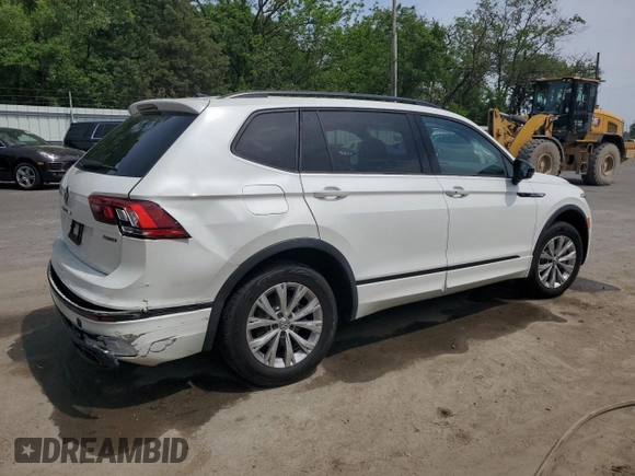 2024 Volkswagen Tiguan SE R-Line Black z VIN 3VV8B7AX7RM117751, wystawiony jako Copart lot #56531675 z przebiegiem 11 964 mil mil oraz Szkoda całkowita • Salvage title. Historia ofert i sprzedaży dostępna na DreamBid. Obrazek 3.