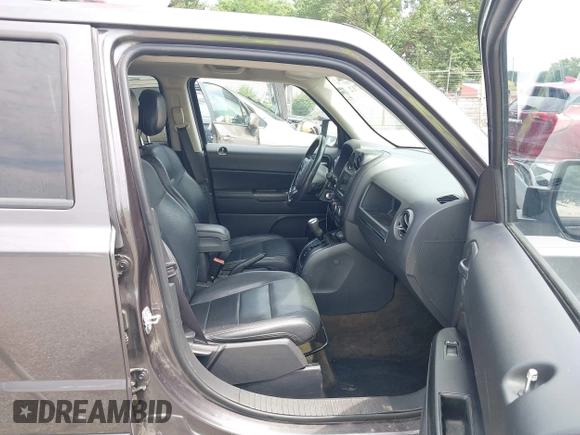 2016 Jeep Patriot Latitude with VIN 1C4NJRFB9GD523102, listed as a IAAI auction lot 42598712 with 144,808 mi miles and . Bid and sale history available at DreamBid. Image 5.