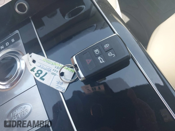 2021 Land Rover Range Rover z VIN SALGS5SE9MA440788, wystawiony jako IAAI lot #41441609 z przebiegiem 15 850 mil mil oraz . Historia ofert i sprzedaży dostępna na DreamBid. Obrazek 11.