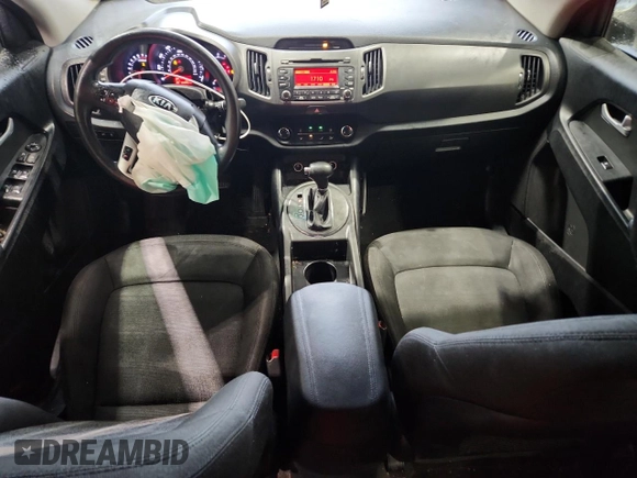 2013 Kia Sportage LX z VIN KNDPBCA24D7443677, wystawiony jako Copart lot #58478685 z przebiegiem 293 092 mil mil oraz Szkoda całkowita • Salvage title. Historia ofert i sprzedaży dostępna na DreamBid. Obrazek 8.