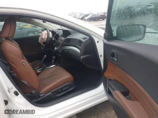 2019 Acura ILX w/Premium Pkg with VIN 19UDE2F70KA004051, listed as a IAAI auction lot 41543084 with 64,915 mi miles. Bid and sale history available at carsss.com. Image 5.