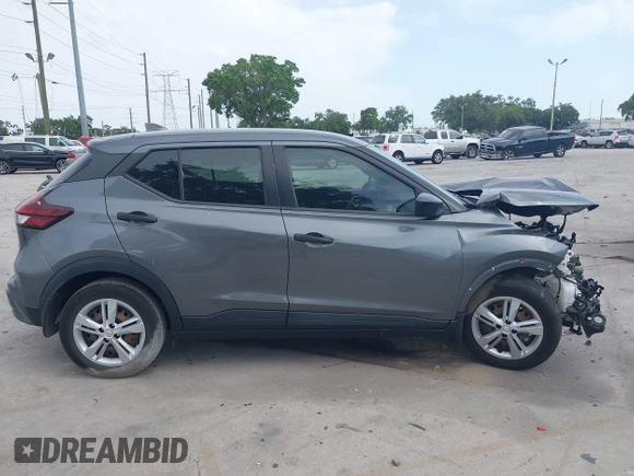 2022 Nissan Kicks S z VIN 3N1CP5BV3NL517739, wystawiony jako IAAI lot #42181025 z przebiegiem 26 087 mil mil oraz . Historia ofert i sprzedaży dostępna na DreamBid. Obrazek 13.