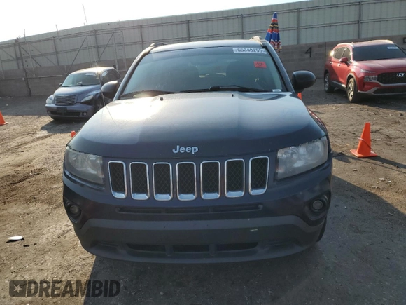 2017 Jeep Compass Sport SE z VIN 1C4NJDBB5HD144639, wystawiony jako Copart lot #65048295 z przebiegiem 256 979 mil mil oraz Czysty tytuł • Clean title. Historia ofert i sprzedaży dostępna na DreamBid. Obrazek 5.