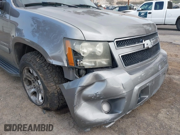 2007 Chevrolet Suburban LT с VIN 3GNFC16007G191138, выставлен на аукционе IAAI как лот 41425886 с пробегом 150 250 миль миль и . История ставок и продаж доступна на DreamBid. Изображение 6.