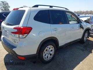2020 Subaru Forester with VIN JF2SKADC5LH466916, listed as a IAAI auction lot 42303734 with 82,837 mi miles and . Bid and sale history available at DreamBid. Image 4.