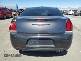 2022 Chrysler 300 S z VIN 2C3CCABG6NH154269, wystawiony jako Copart lot #50454985 z przebiegiem 50 538 mil mil oraz Szkoda całkowita • Salvage title. Historia ofert i sprzedaży dostępna na DreamBid. Obrazek 6.