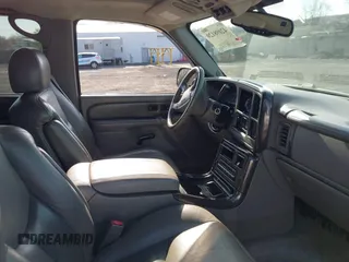 2004 GMC Yukon Denali z VIN 1GKEK63U84J181533, wystawiony jako IAAI lot #42098120 z przebiegiem 195 664 mil mil oraz . Historia ofert i sprzedaży dostępna na DreamBid. Obrazek 5.